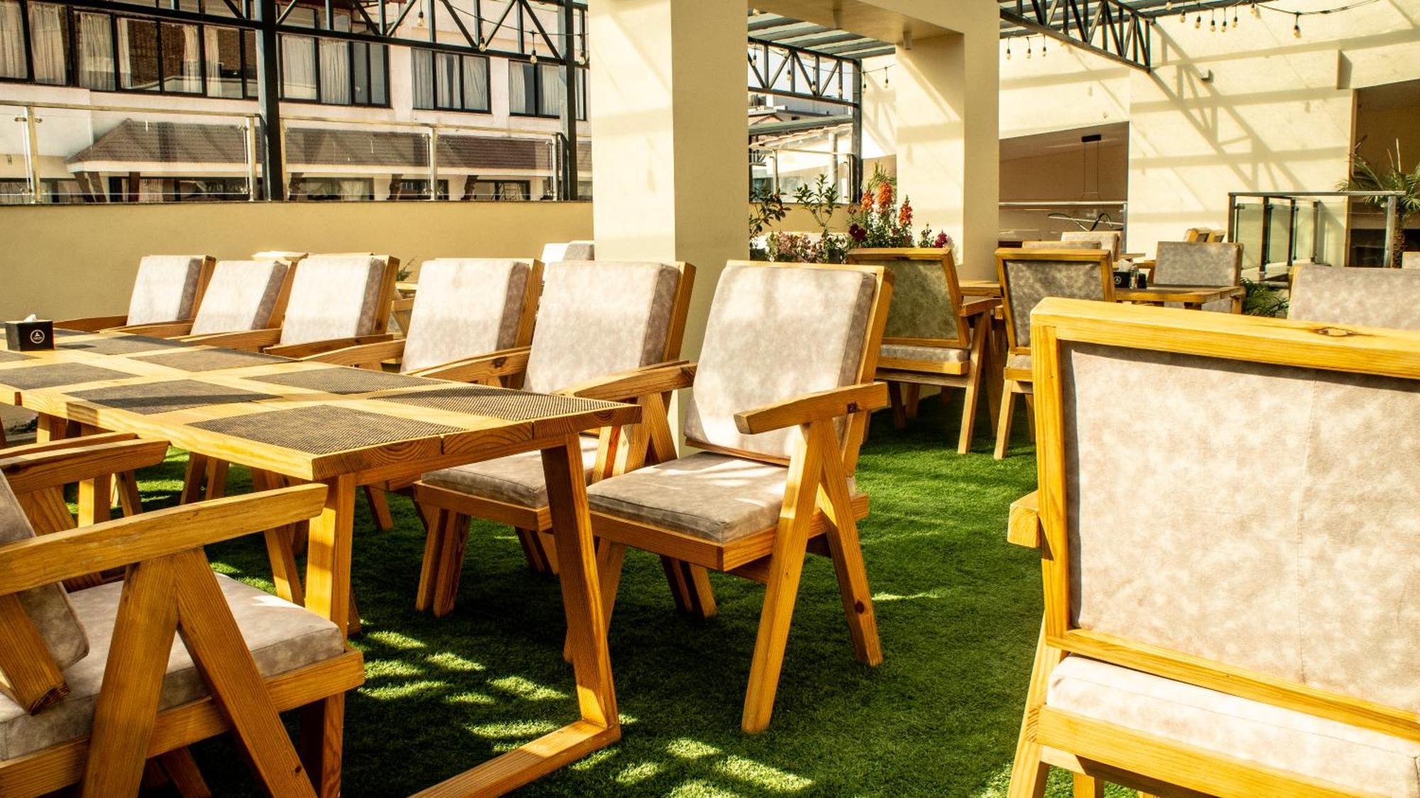 Kathmandu Business Hotel Luaran gambar