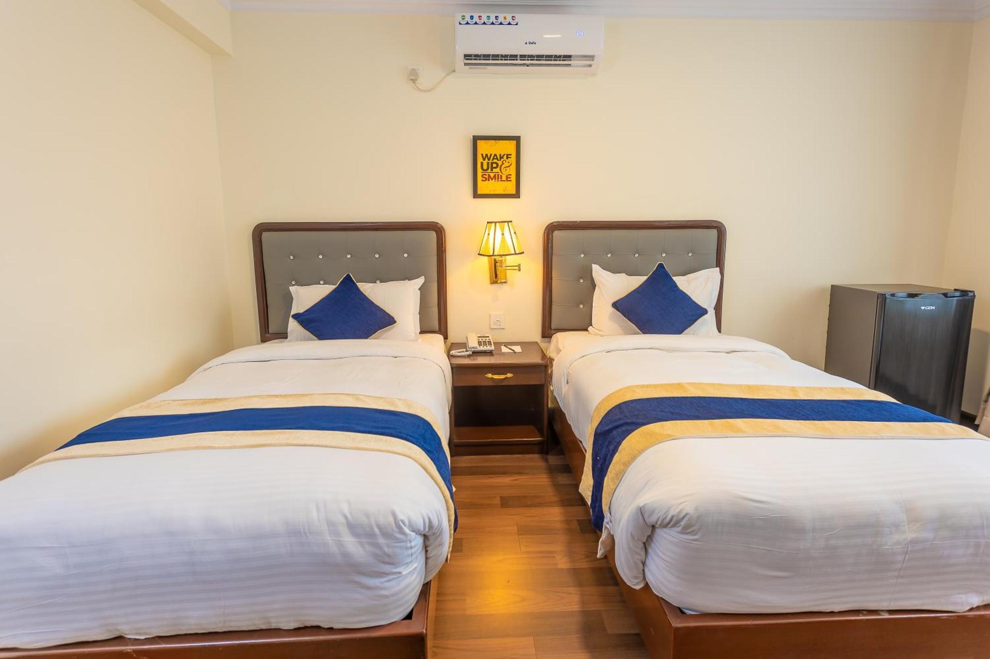 Kathmandu Business Hotel Luaran gambar