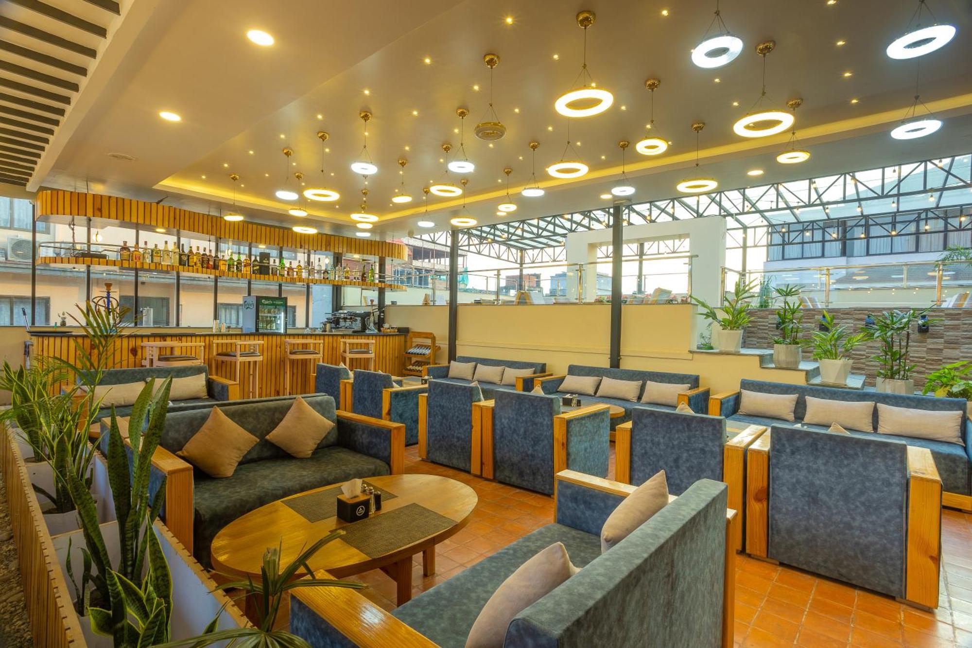 Kathmandu Business Hotel Luaran gambar